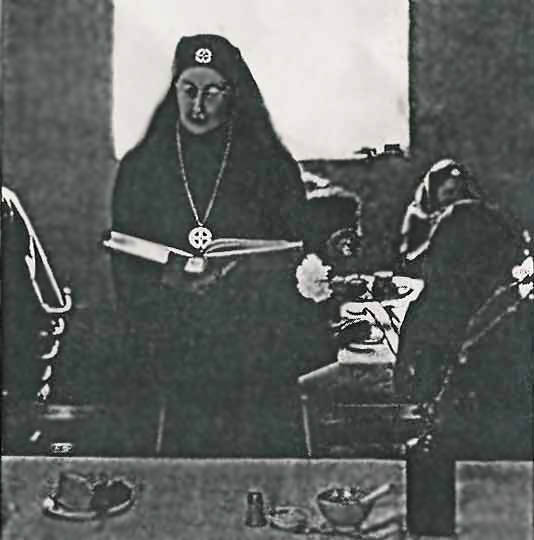 Mary von Rosen läser ur Heliga Birgittas uppenbarelse vid SSB:s generalkapitel