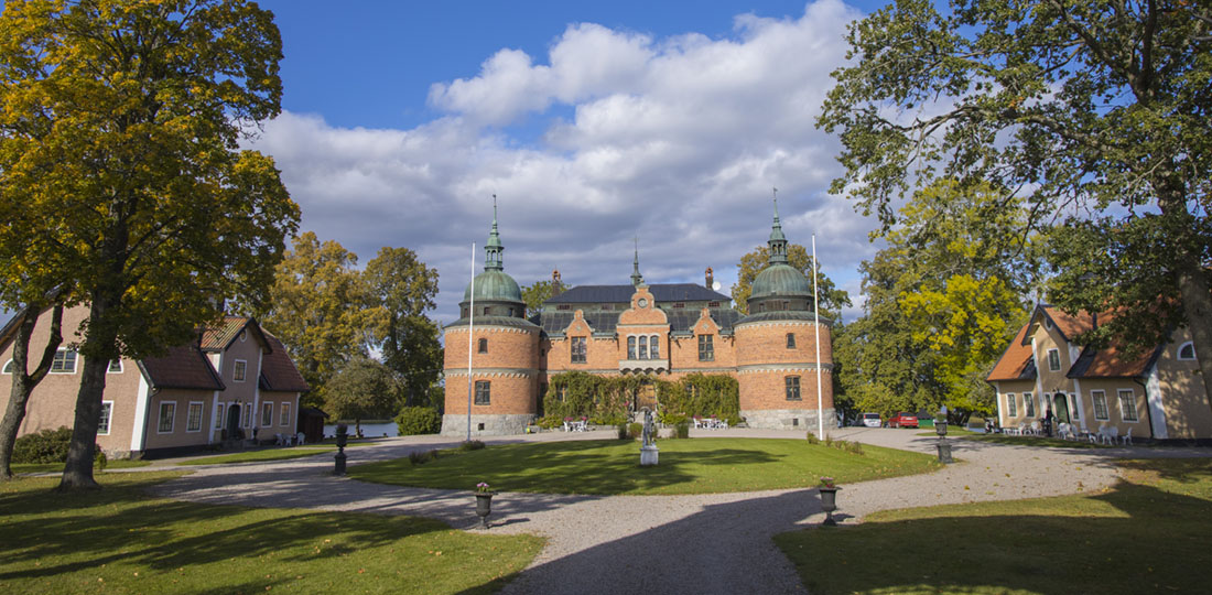 Rockelstad slott är en konferensanläggning nära stockholm