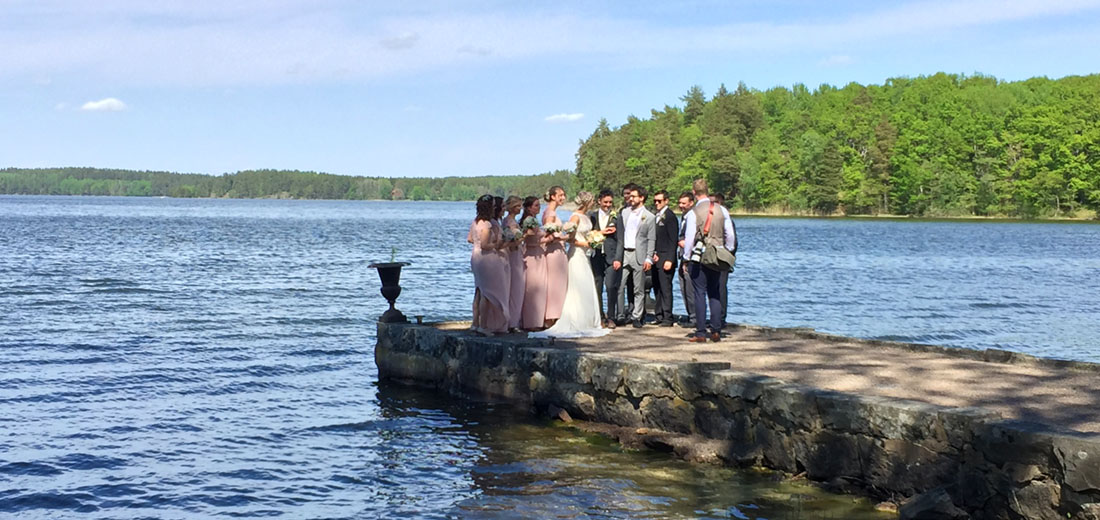 Bröllopsfotografering på stenbryggan